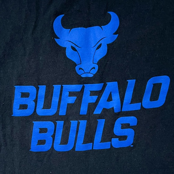 University at Buffalo Black T-Shirt - Picture 2 of 2